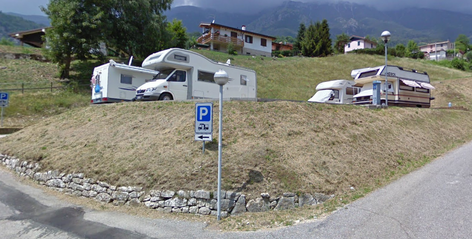 ferrara-di-monte-baldo-area-sosta-camper.png