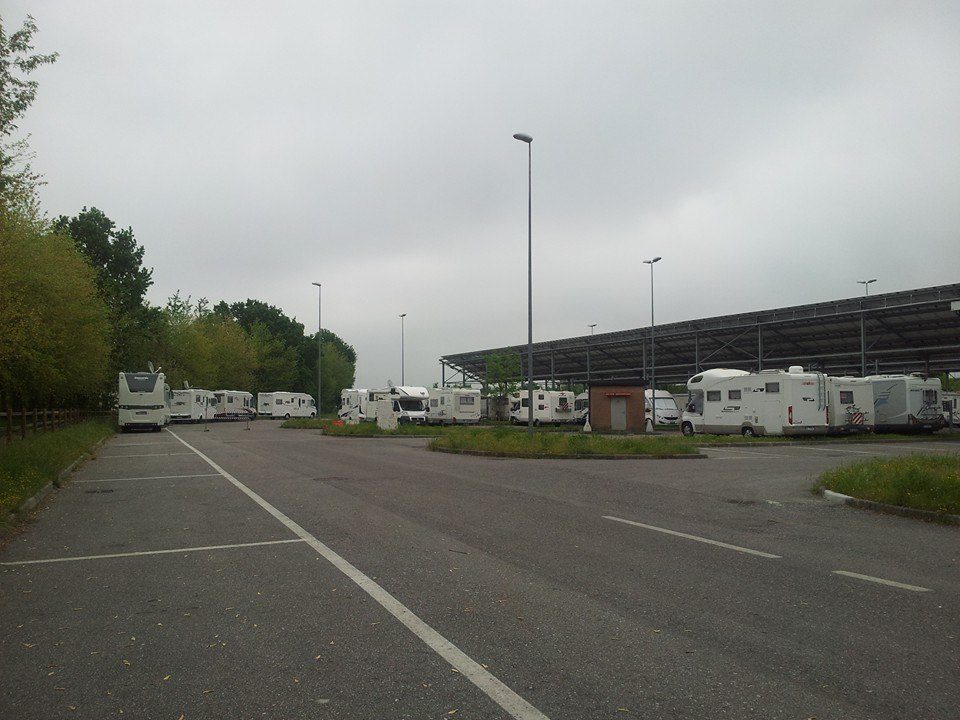 Area-sosta-camper-fontanellato-parma.jpg