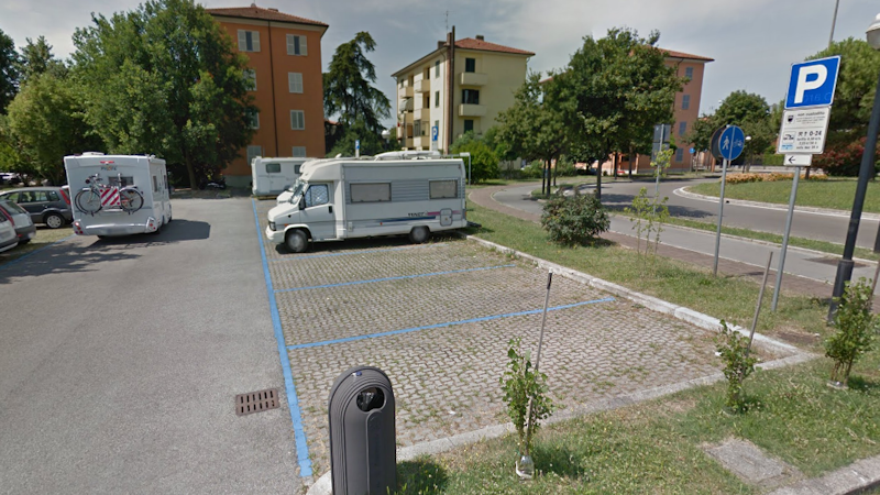 Ravenna-parcheggio-camper-piazza della resistenza.png