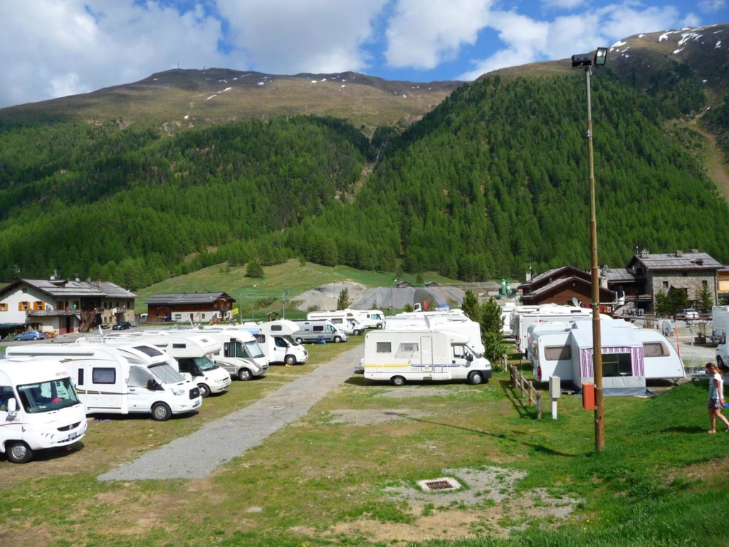 camping-acquafresca-livigno-camper.jpg