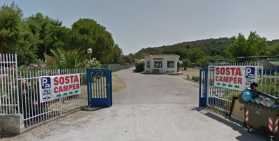 alga-blu-villaggio-sosta-camper-vieste.png