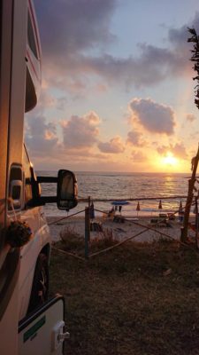 camper-stop-sea--passion-santa-domenica-di-ricardi-tramonto.jpg