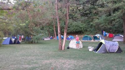 Camping-campeggio-Ponte-Gobbo-Piacenza-Bobbio-piazzole-camper-caravan-roulotte-tenda.jpg