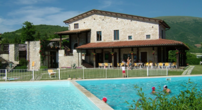 camping-il--collaccio-agriturismo-preci.png