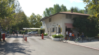 Nuovo-camping-marina-di-massa-partaccia-carrara-versilia-ingresso.png