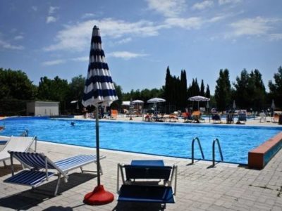 summerland-camping-senigallia-piscina.jpg