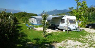 camping-tisens-bolzano-dolomiti-roulotte.jpg