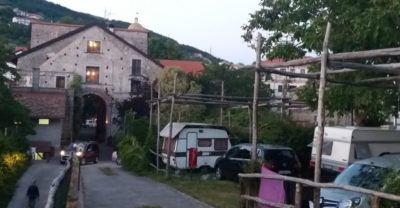 campeggio-beata-solitudo-agerola-piazzole.png