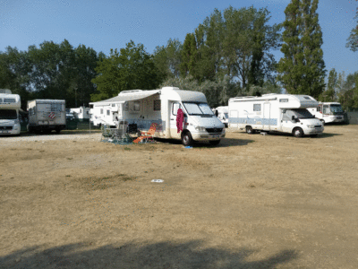 Area-Sosta-Camper-Lido-di-savio-ravenna.gif