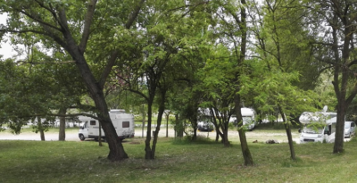 fiore-battaglia-terme-area-sosta-camper-colli-euganei.png