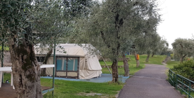 bellavista-camping-apartments-cassone-malcesine-lago-di-garda-piazzole.png