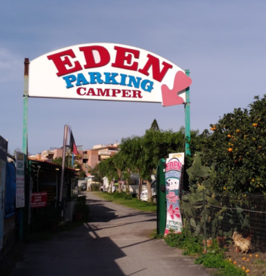 Area-attrezzata-Eden-parking-Giardini-Naxos-ingresso.png