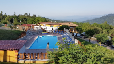 Futa-la-camping-passo-piscina.png
