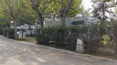 gianola-camping-formia-piazzole-camper.jpg