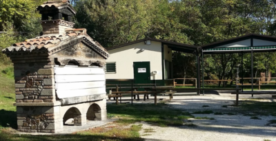 fiore-battaglia-terme-area-sosta-camper-colli-euganei-chiosco.png