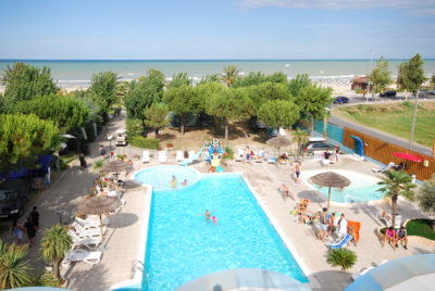 Camping-Golden-Beach-Giulianova.JPG