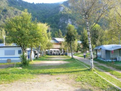 Campeggio-camping-LagodiLavarone-lago-Lavarone.jpg