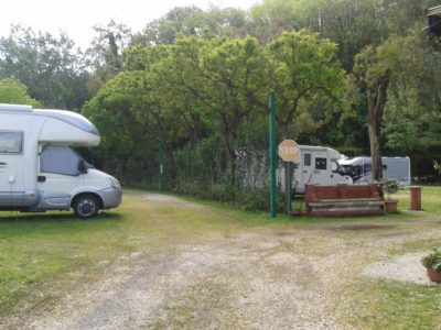 area-sosta-camper-castagnaro-parking-.jpg