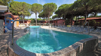 gabbiano-il-camping-village-albinia-talamone-orbetello-piscina.png